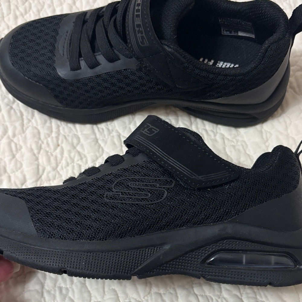 Skechers Kids Black Sneakers - Picture 6 of 8